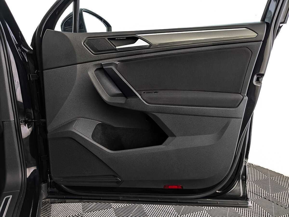 Купить Volkswagen Tiguan, 2018, 126 848 км, фото №20