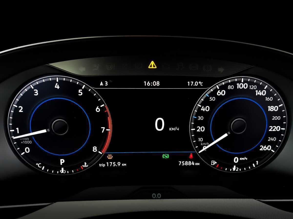 Купить Volkswagen Passat, 2017, 75 878 км, фото №13