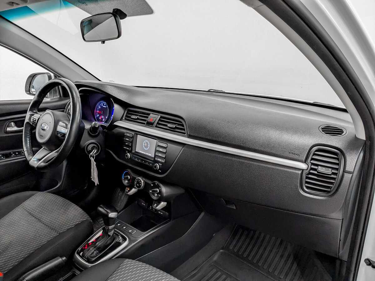Купить Kia Rio X-Line, 2019, 148 880 км, фото №11