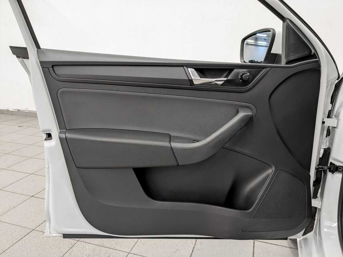 Купить Skoda Rapid, 2017, 176 367 км, фото №19