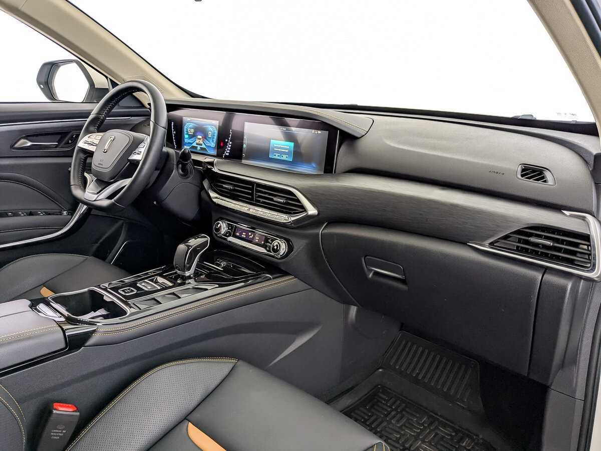 Купить FAW Bestune T77, 2021, 39 411 км, фото №9