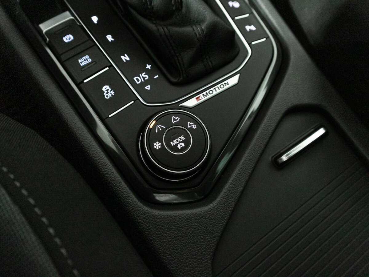 Купить Volkswagen Tiguan, 2017, 146 068 км, фото №18