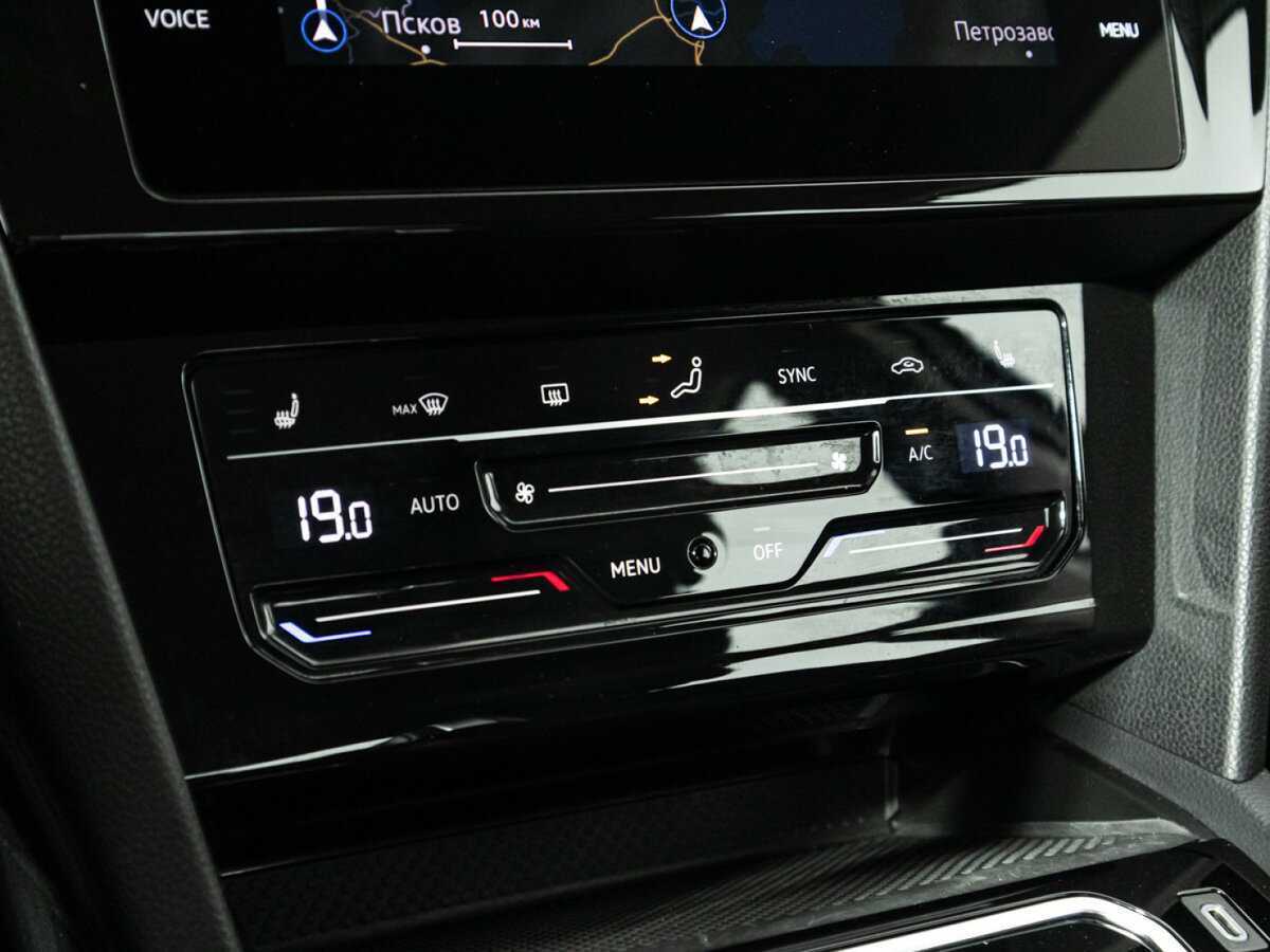 Купить Volkswagen Passat, 2020, 44 696 км, фото №20