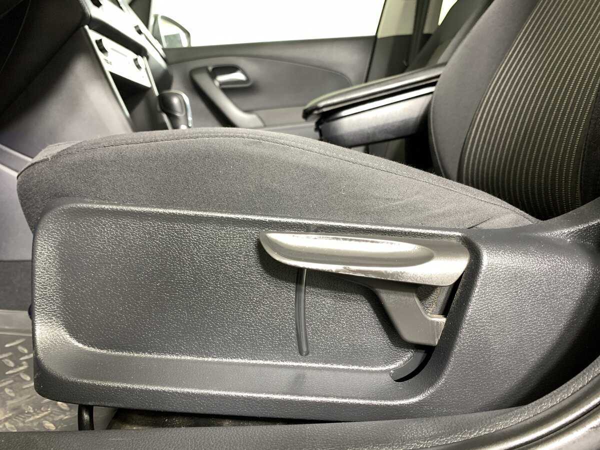 Купить Volkswagen Polo, 2013, 88 948 км, фото №16