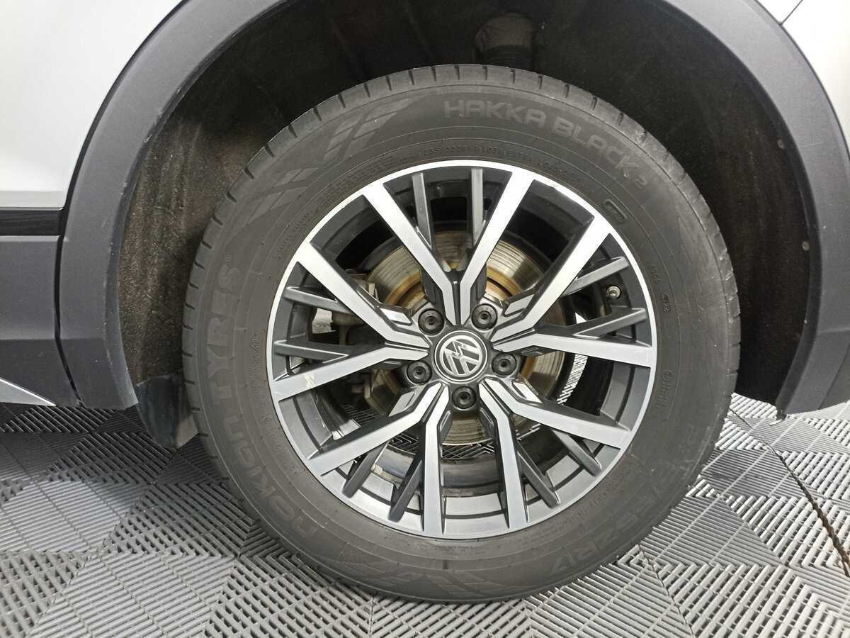 Купить Volkswagen Tiguan, 2019, 119 531 км, фото №18