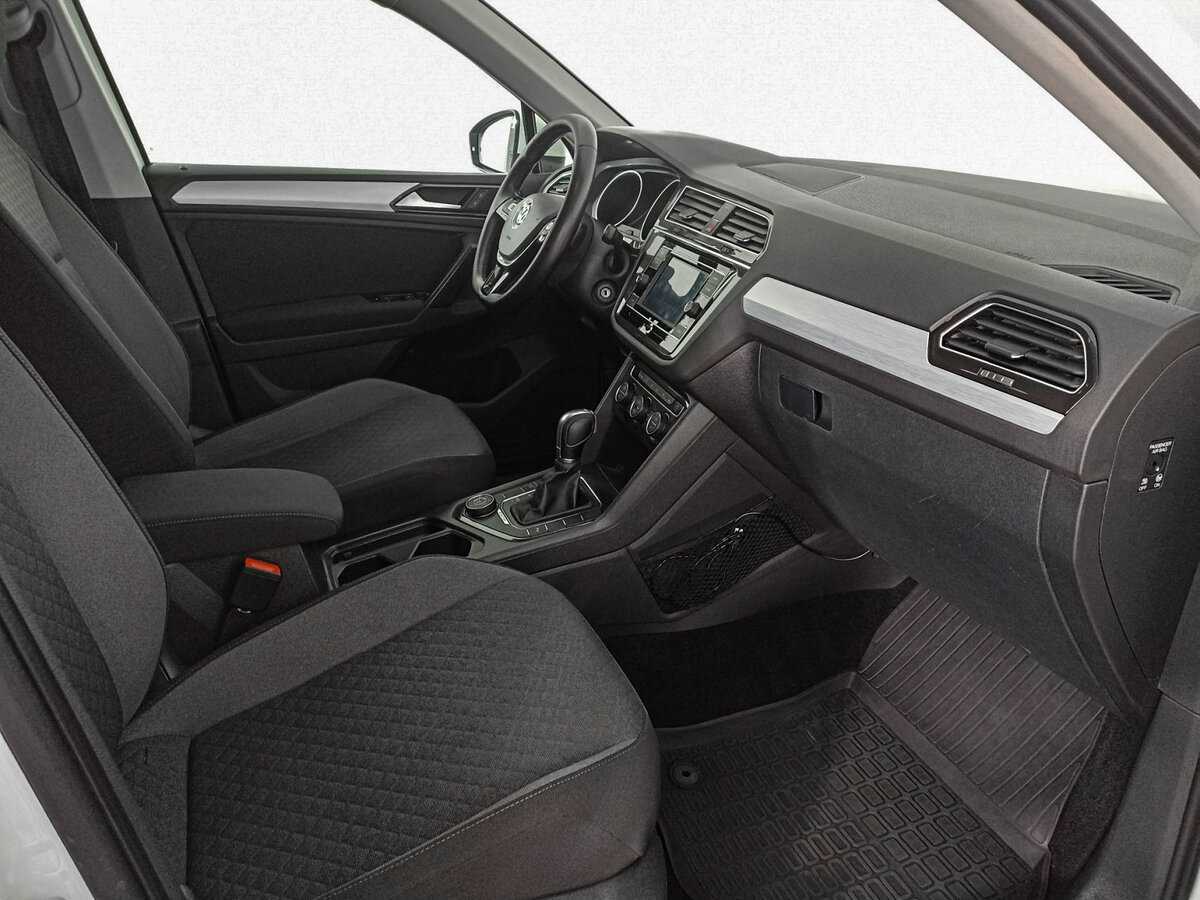 Купить Volkswagen Tiguan, 2018, 217 896 км, фото №9