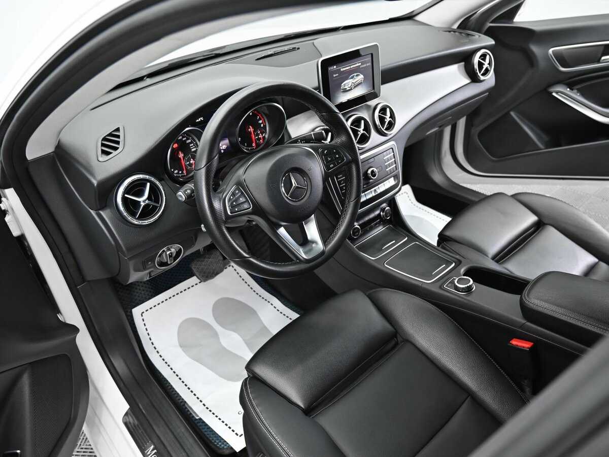 Купить Mercedes-Benz CLA 200, 2017, 105 000 км, фото №9