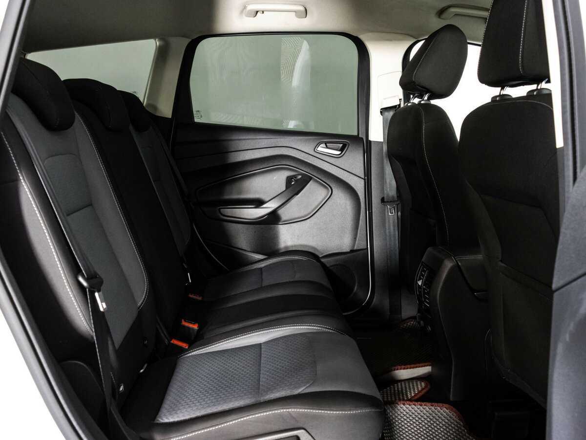 Купить Ford Kuga, 2017, 144 894 км, фото №9