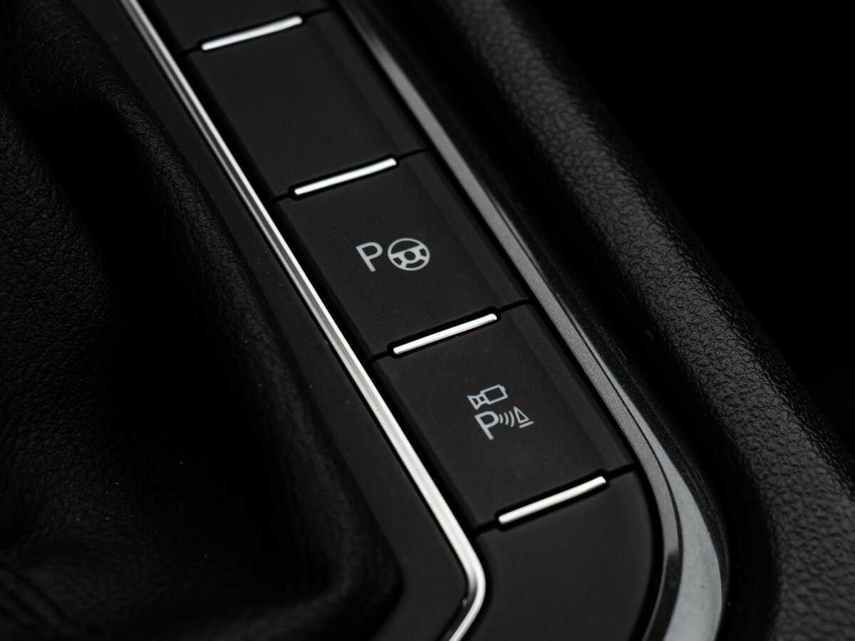 Купить Volkswagen Tiguan, 2017, 161 892 км, фото №21