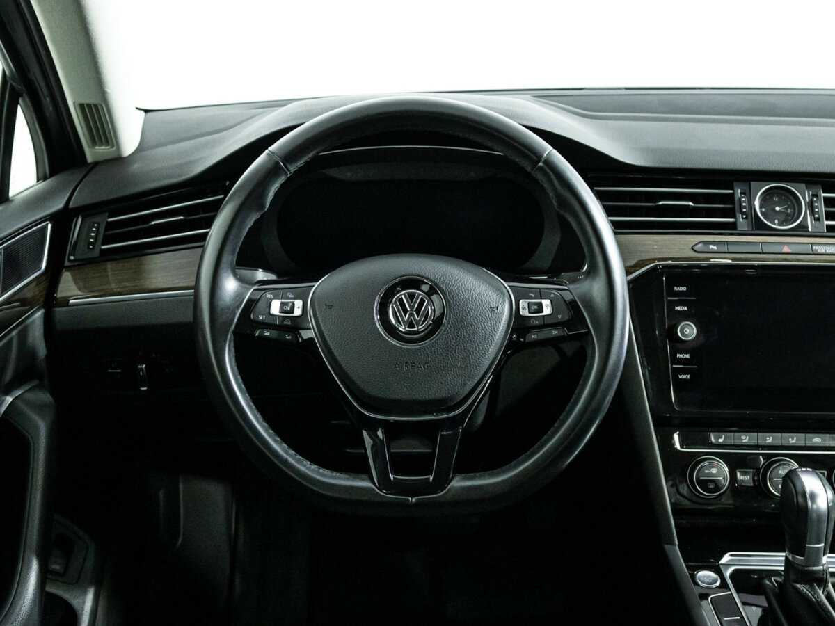 Купить Volkswagen Passat, 2017, 41 448 км, фото №20