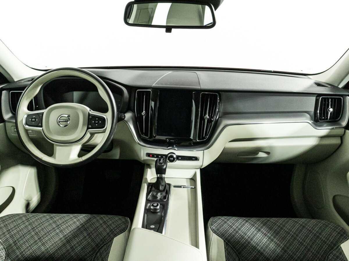 Купить Volvo XC60, 2019, 175 945 км, фото №13