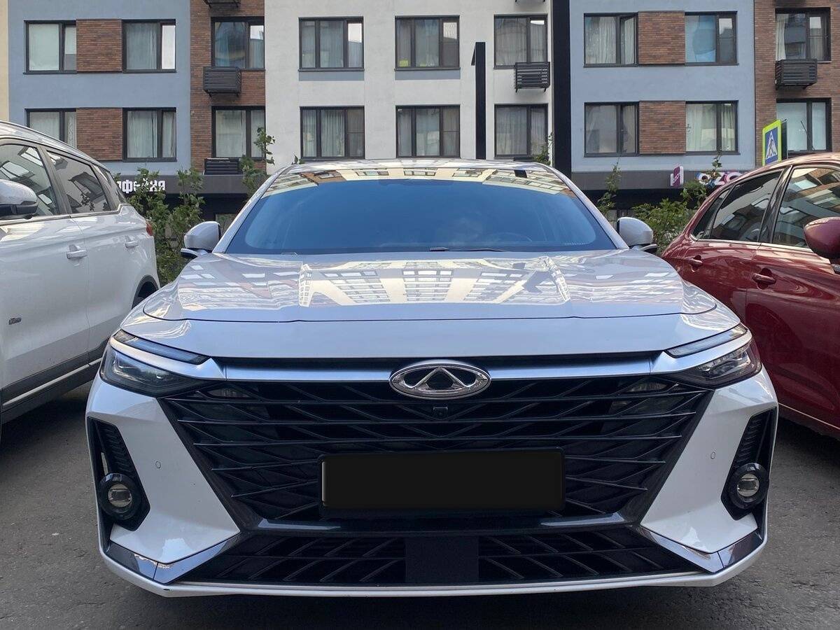 Chery Arrizo 8