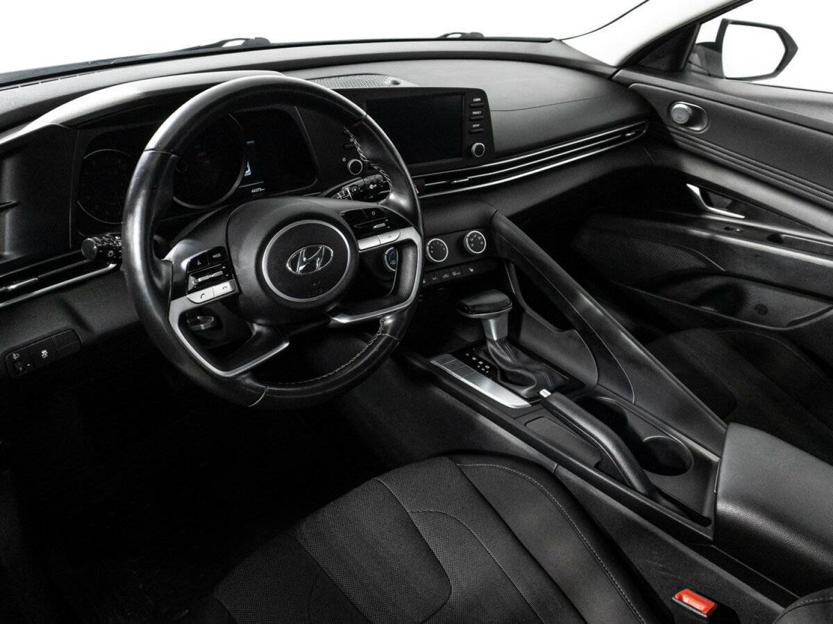 Купить Hyundai Elantra, 2021, 44 371 км, фото №11