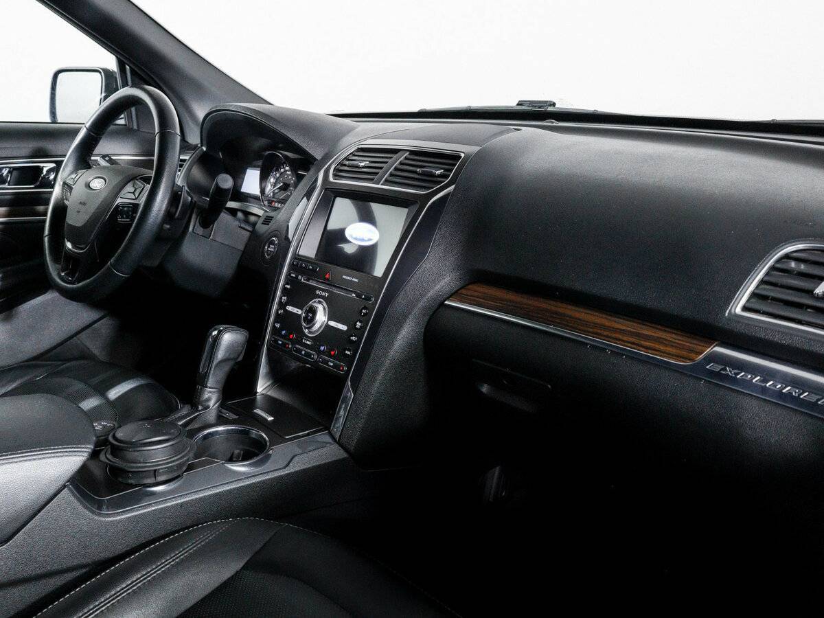 Купить Ford Explorer, 2017, 115 412 км, фото №9