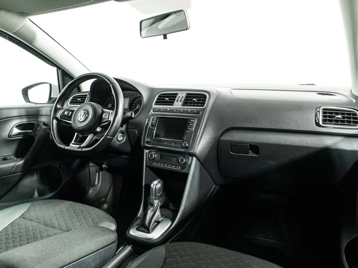 Купить Volkswagen Polo, 2018, 89 933 км, фото №9