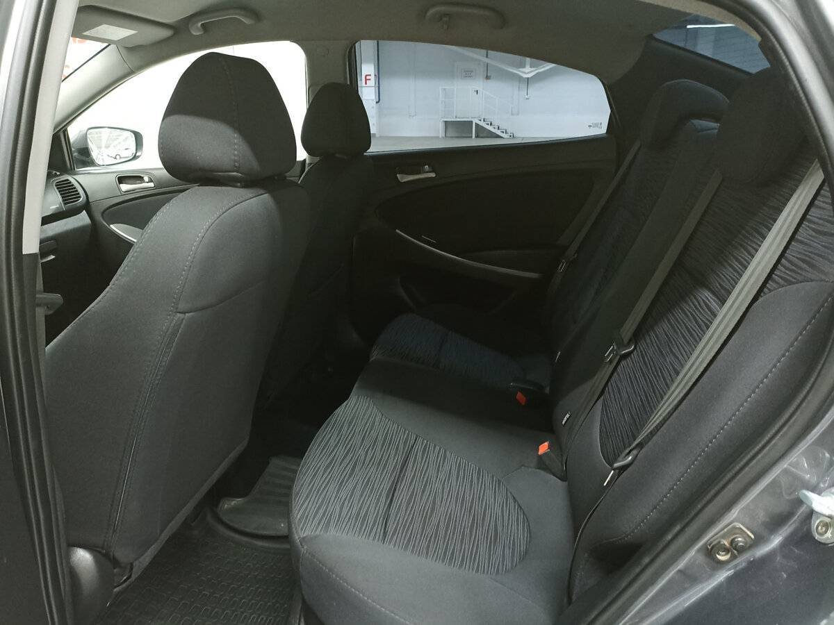 Купить Hyundai Solaris, 2015, 187 815 км, фото №12