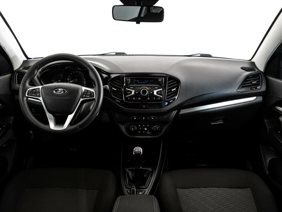 Купить Lada (ВАЗ) Vesta I, 2018, 161 598 км, фото №8