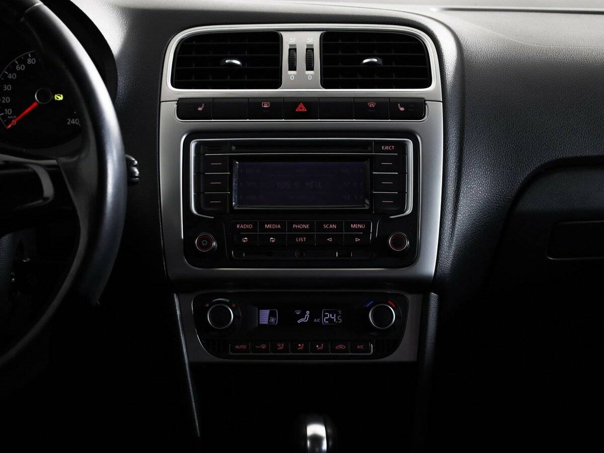 Купить Volkswagen Polo V Рестайлинг, 2015, 77 488 км, фото №14