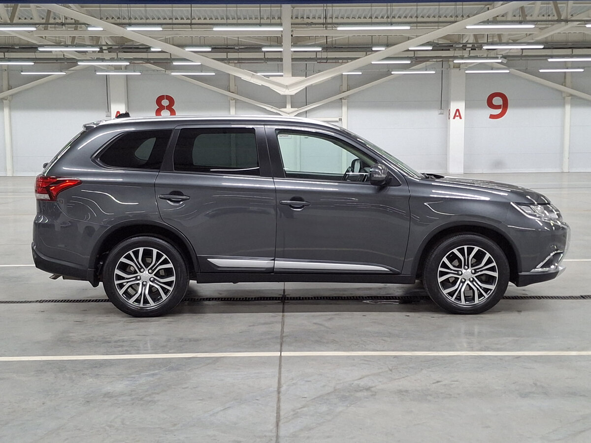 Купить Mitsubishi Outlander III Рестайлинг 2, 2016, 77 853 км, фото №4