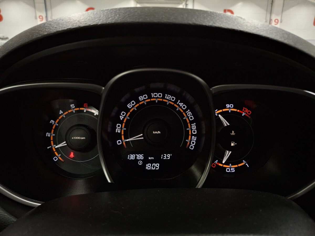 Купить Lada (ВАЗ) Vesta I, 2017, 138 786 км, фото №13