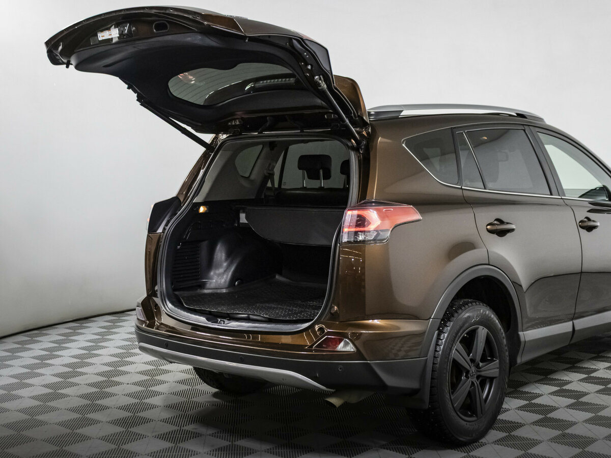 Купить Toyota RAV4 IV (XA40) Рестайлинг, 2017, 114 507 км, фото №16