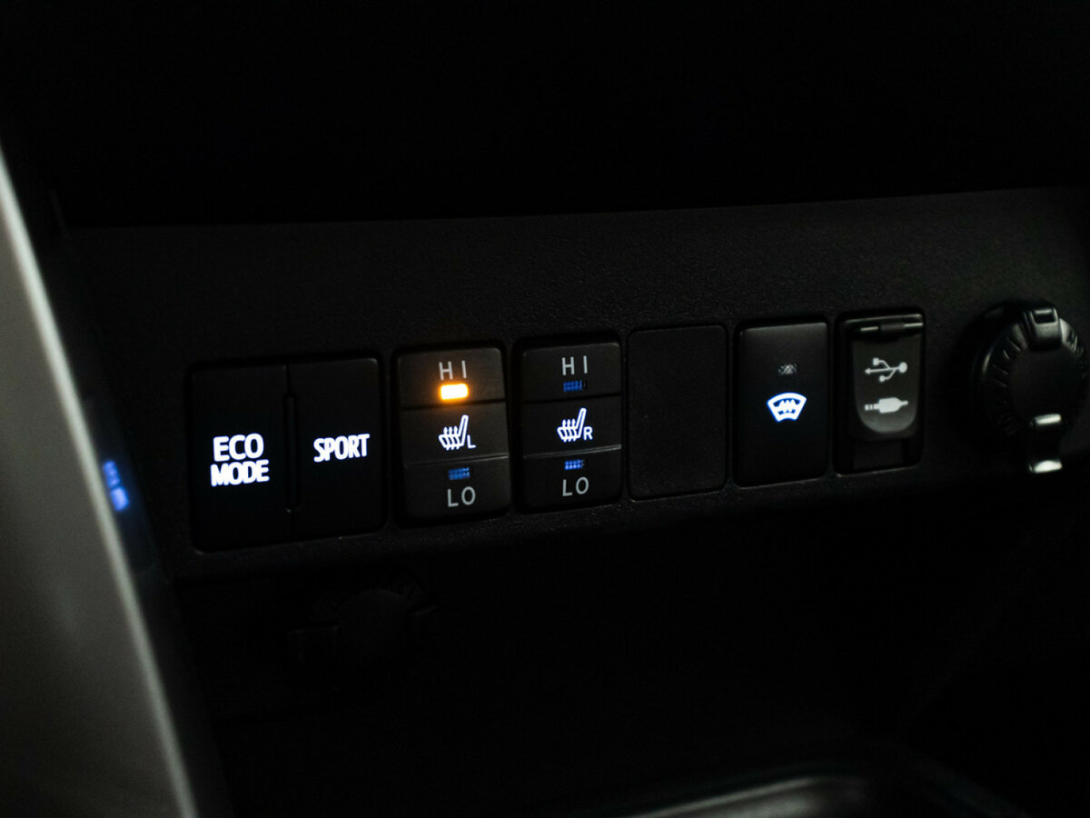 Купить Toyota RAV4 IV (XA40) Рестайлинг, 2016, 127 991 км, фото №15