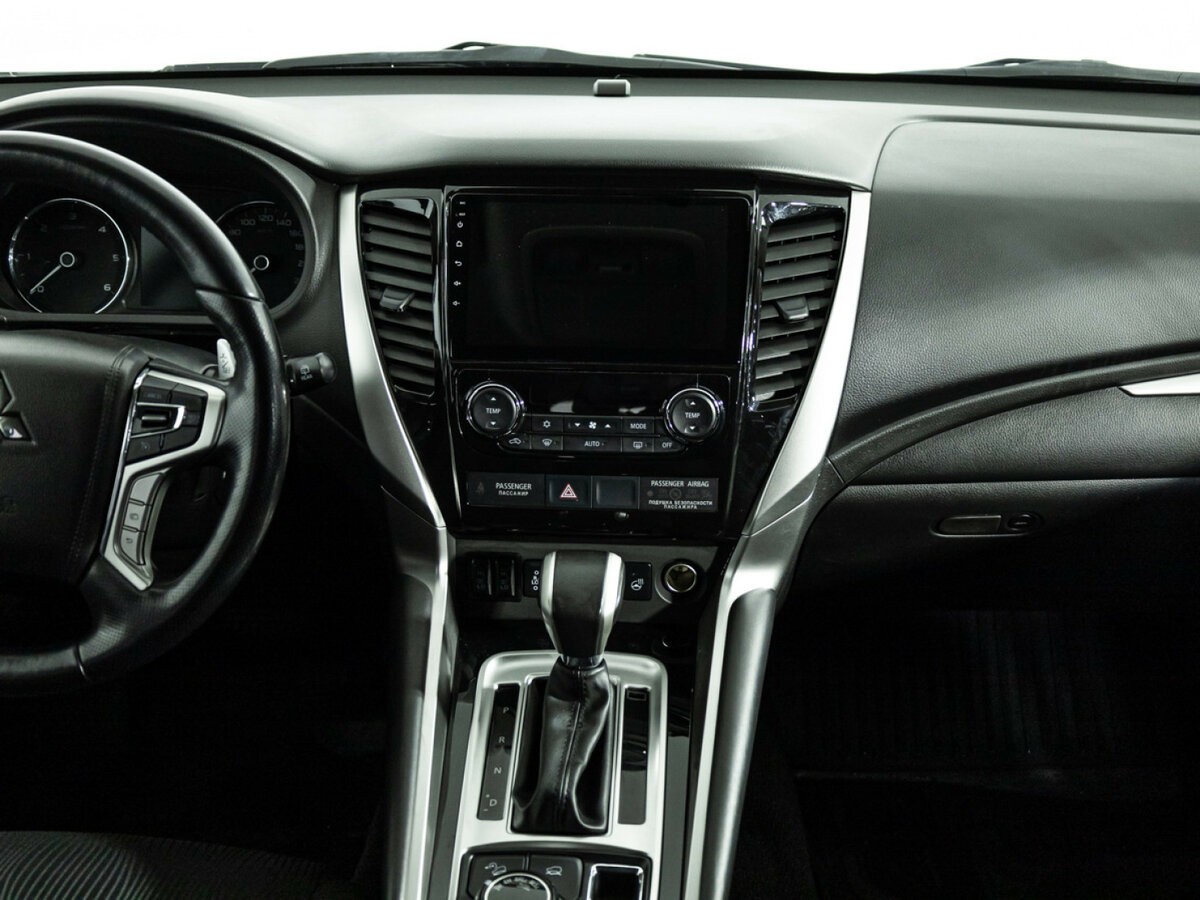 Купить Mitsubishi Pajero Sport III, 2018, 122 550 км, фото №12