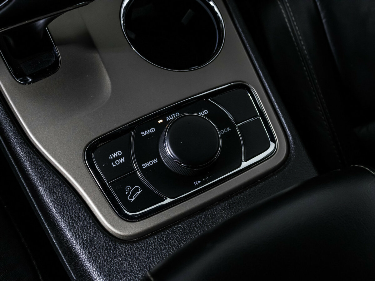 Купить Jeep Grand Cherokee IV (WK2) Рестайлинг, 2014, 161 898 км, фото №17