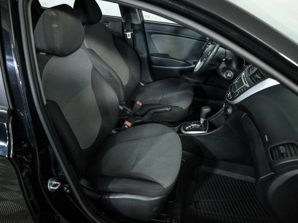 Купить Hyundai Solaris I, 2013, 148 193 км, фото №23