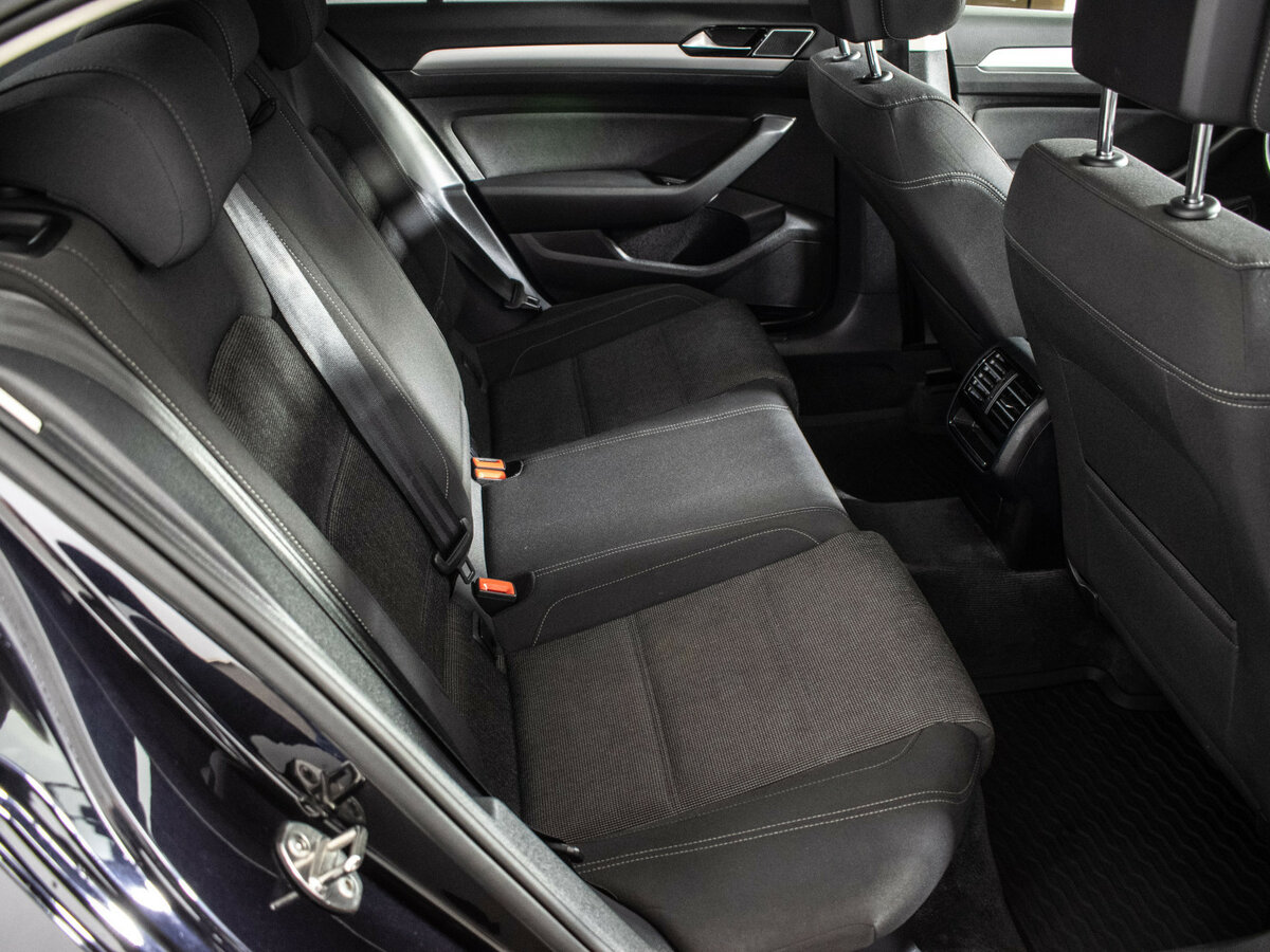Купить Volkswagen Passat B8, 2017, 80 779 км, фото №11